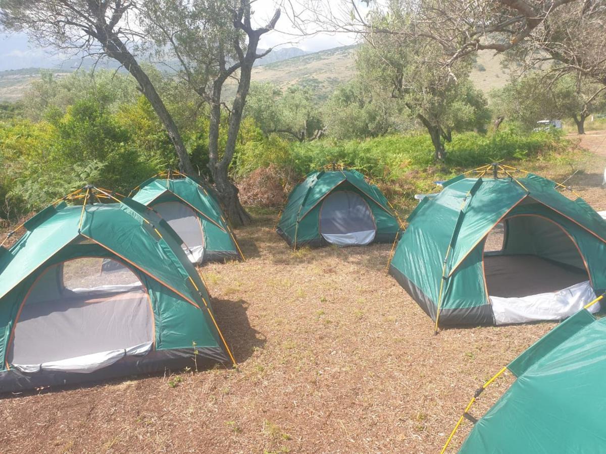 فندق Aquariumi Jale Camping المظهر الخارجي الصورة